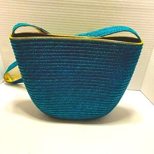 Vintage Rare Woven Straw shoulder bag emerald green and wine colored lining